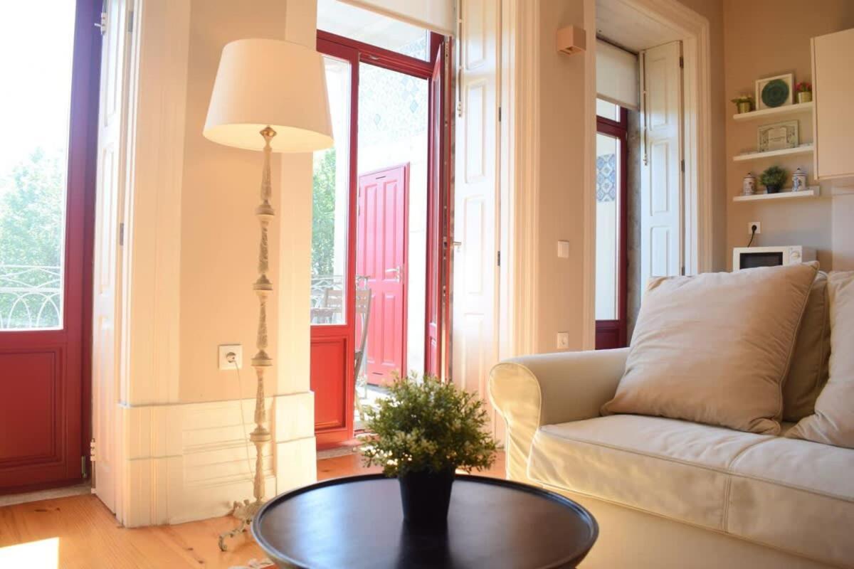 Liiiving In Porto - Vintage Balcony Apartment Екстер'єр фото