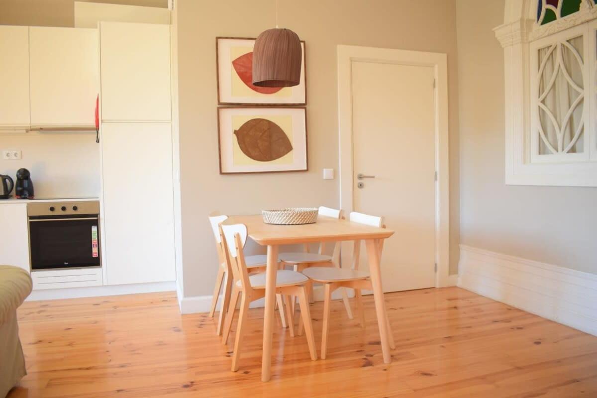 Liiiving In Porto - Vintage Balcony Apartment Екстер'єр фото